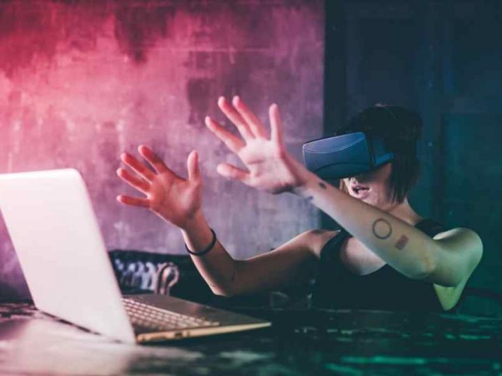 AI in Gadgets 2026: From Smart Assistants to Proactive Agents