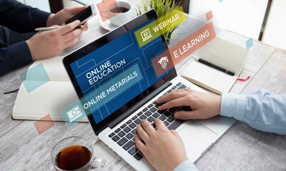 How Online Courses Are Beneficial for Learners in these Digital Era